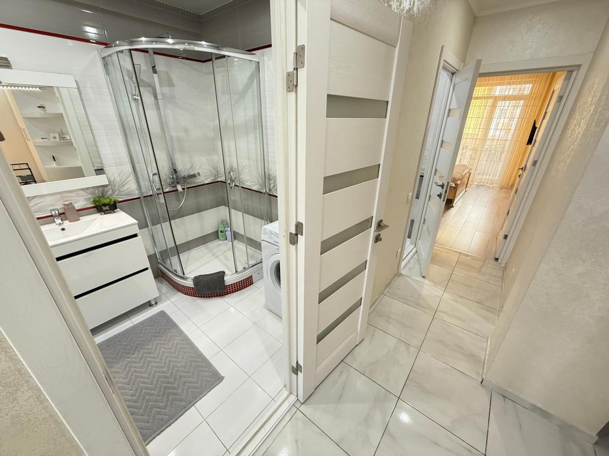 Cozy Two Bedroom Large Apartment Chişinau Exteriör bild