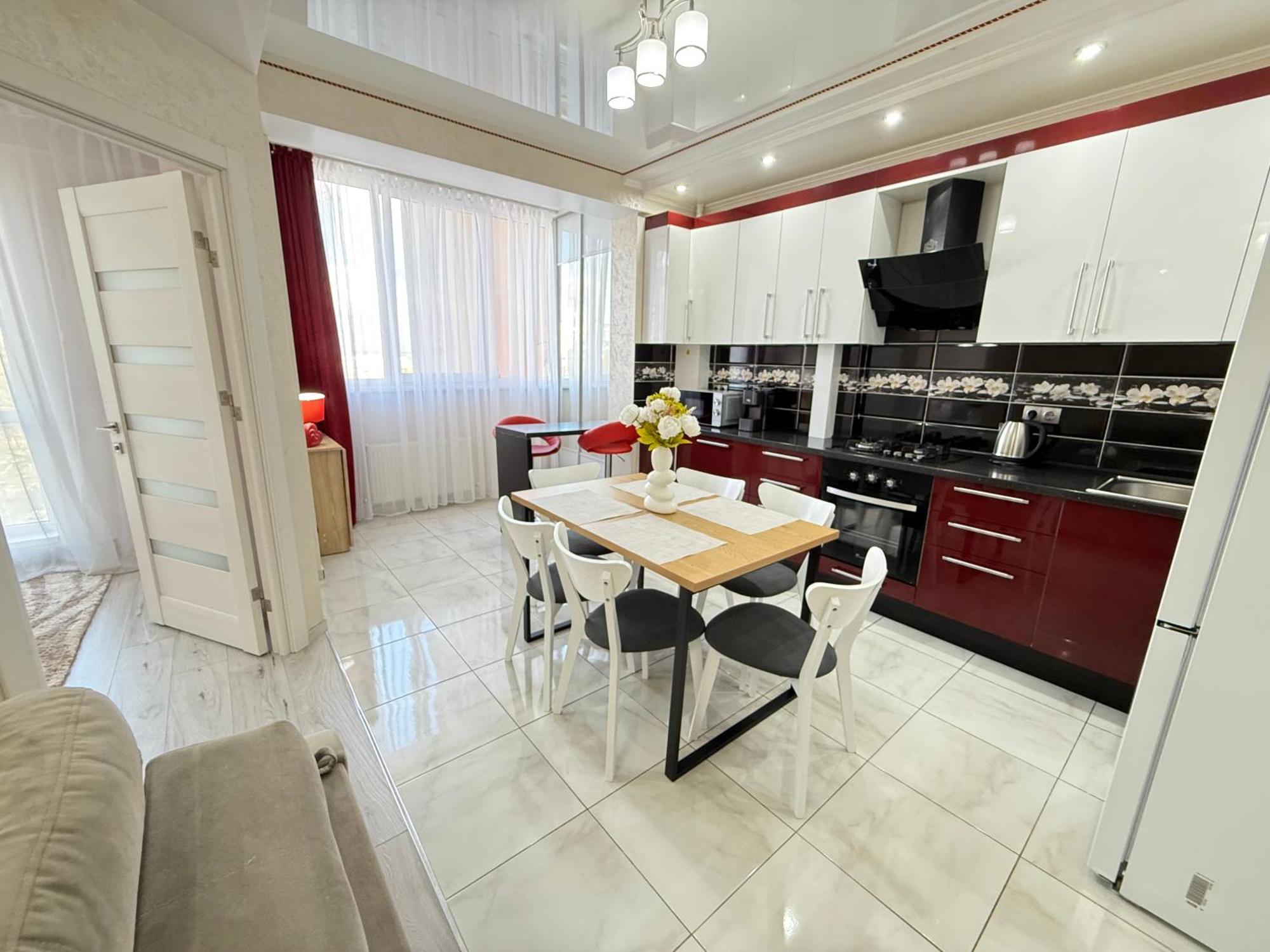 Cozy Two Bedroom Large Apartment Chişinau Exteriör bild